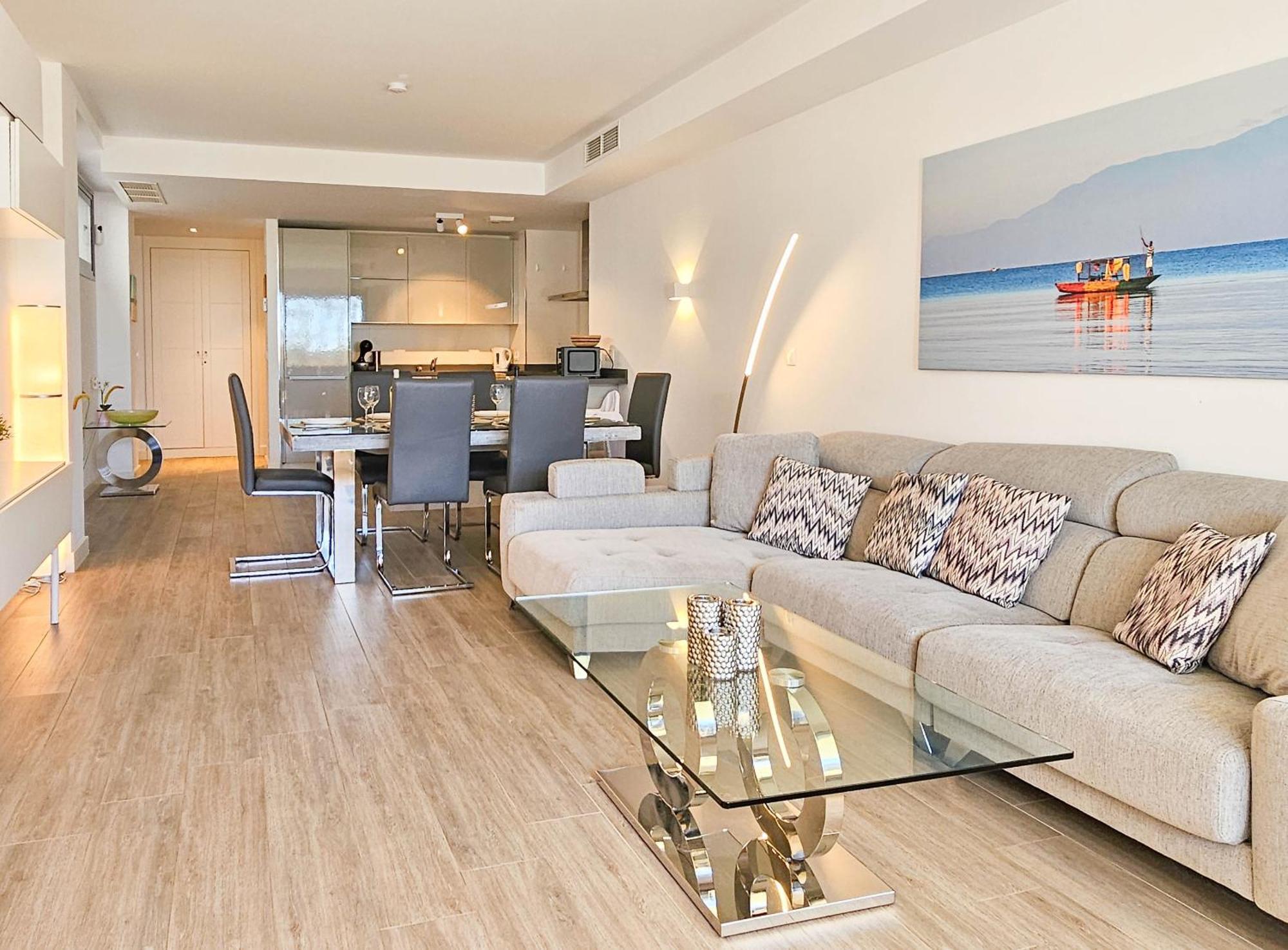 Luxury Ground Floor Apt - 300 M To Cabopino Golf Marbella Eksteriør billede