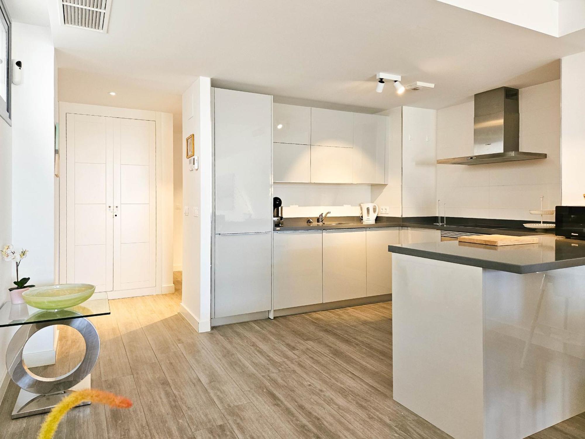 Luxury Ground Floor Apt - 300 M To Cabopino Golf Marbella Eksteriør billede