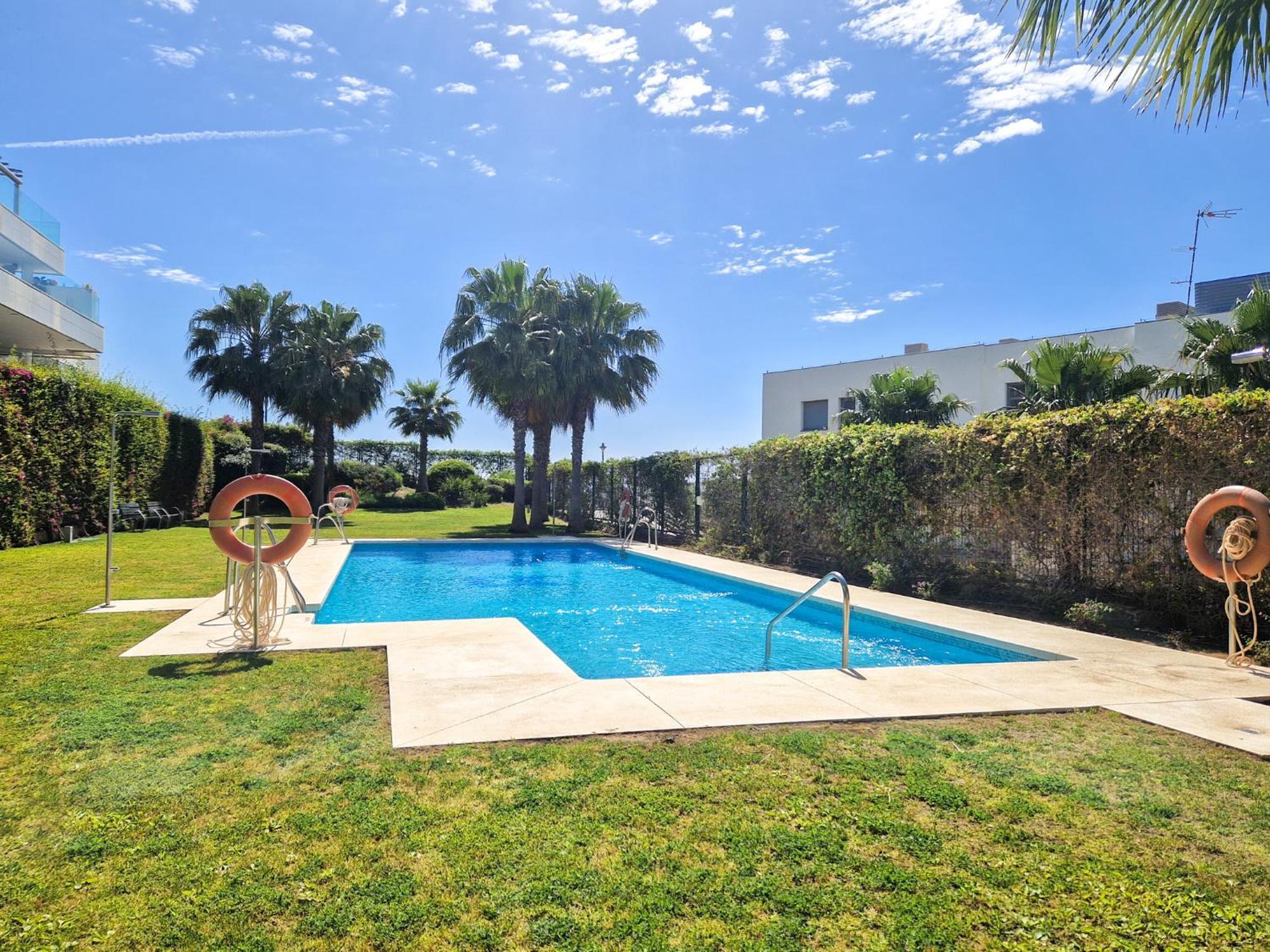 Luxury Ground Floor Apt - 300 M To Cabopino Golf Marbella Eksteriør billede