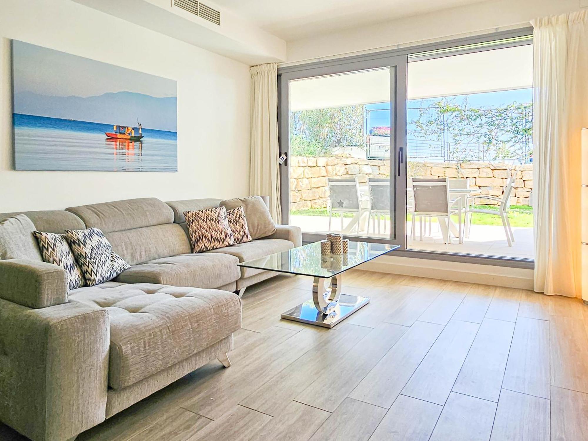 Luxury Ground Floor Apt - 300 M To Cabopino Golf Marbella Eksteriør billede