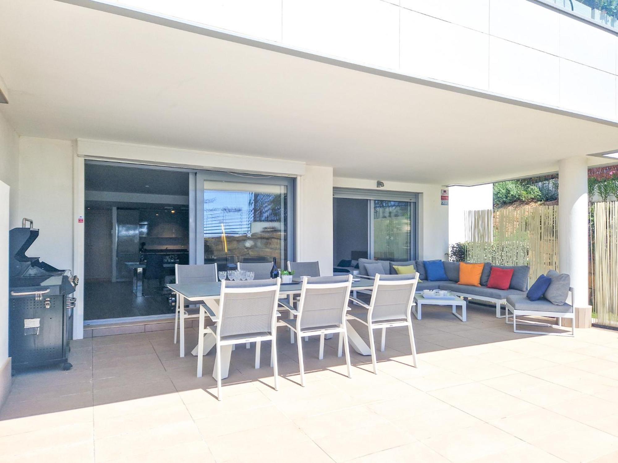 Luxury Ground Floor Apt - 300 M To Cabopino Golf Marbella Eksteriør billede