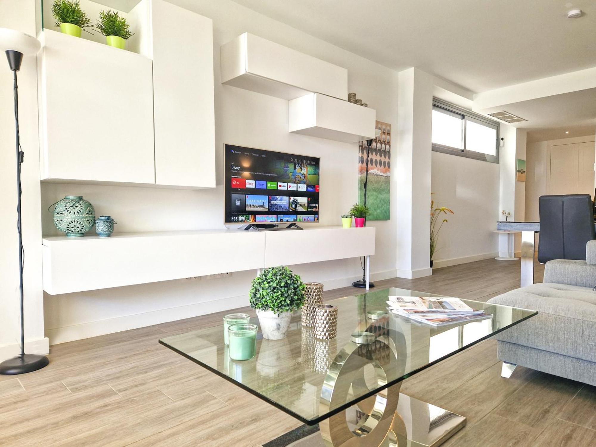 Luxury Ground Floor Apt - 300 M To Cabopino Golf Marbella Eksteriør billede
